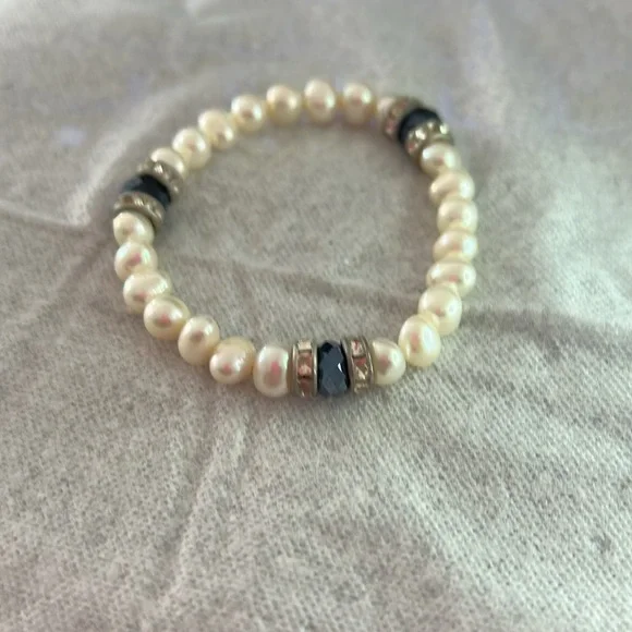 Pearl Beads Blue Crystal Stretch Bracelet - Brand New - Picture 10 of 10